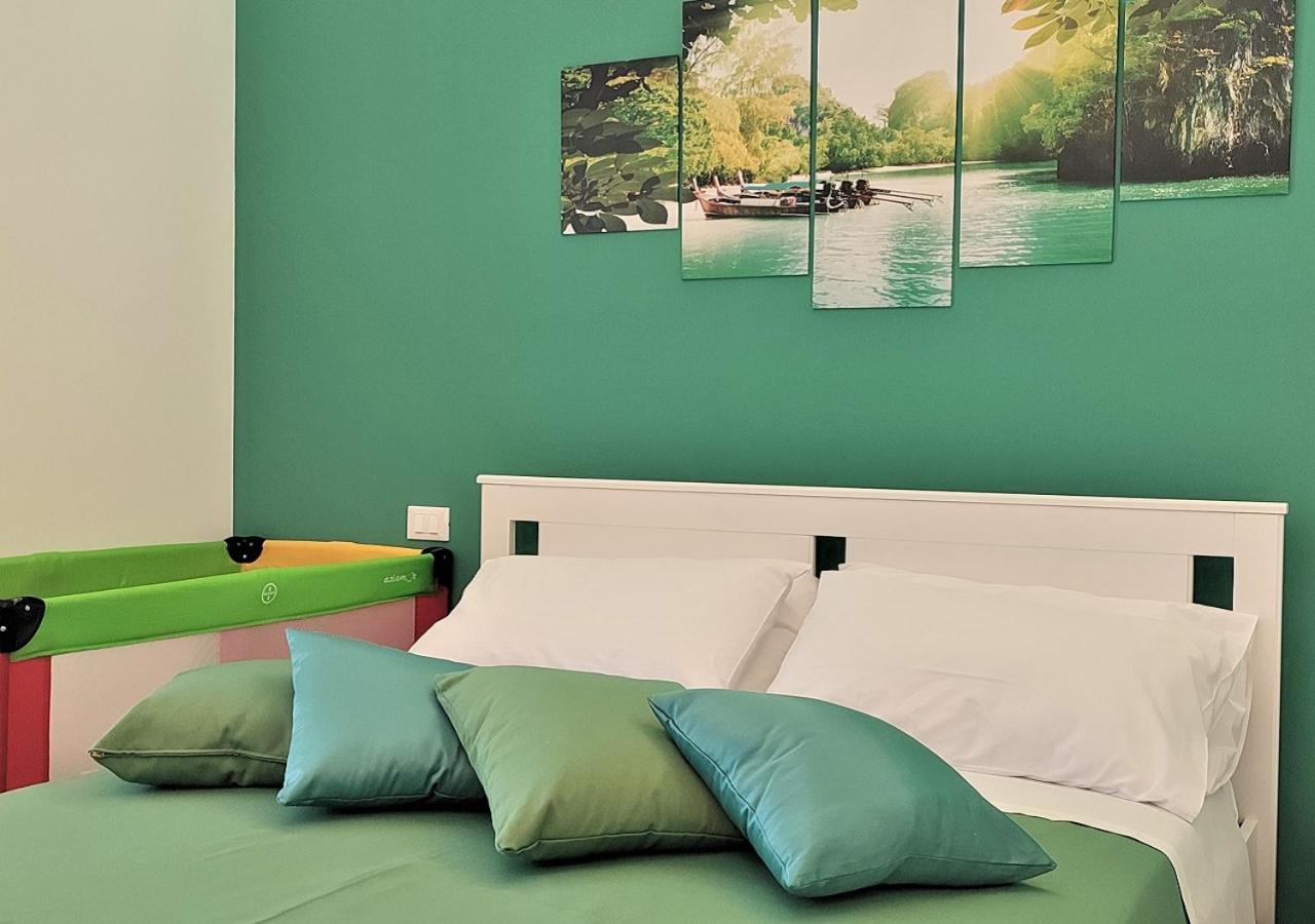 B&B Di Girolamo Lido Di Fondi Buitenkant foto